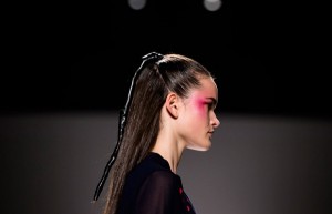 A model walks the runway in the melissa nepton spring 2014 collection. image: windsorstar