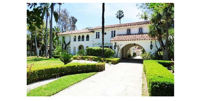 First “Party Star”, Socialite Dorothy Taylor’s Beverly Hills Mansion For Sale