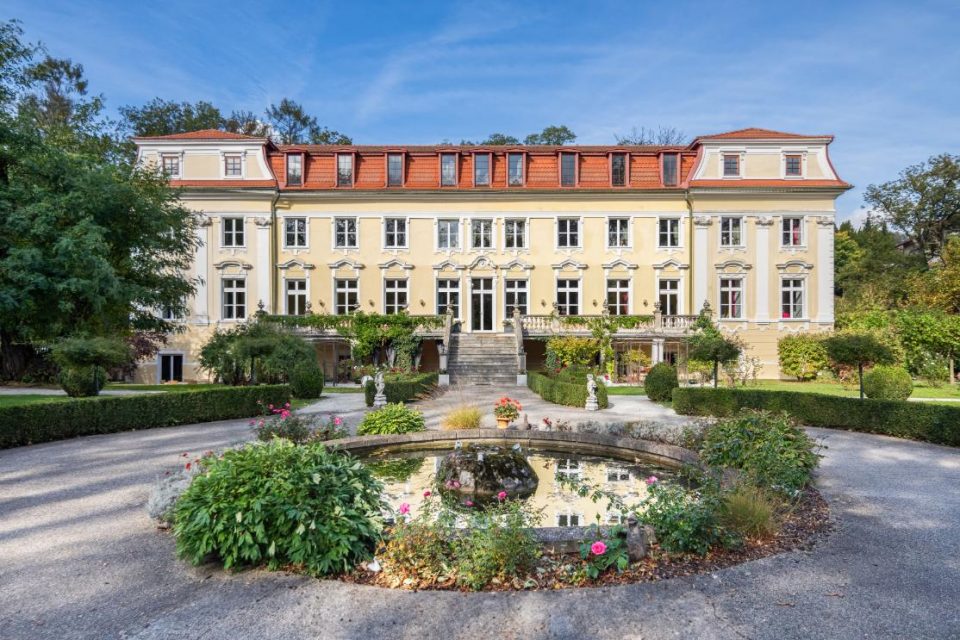 Amadeus Mozart Last Castle To Be Auctioned Off