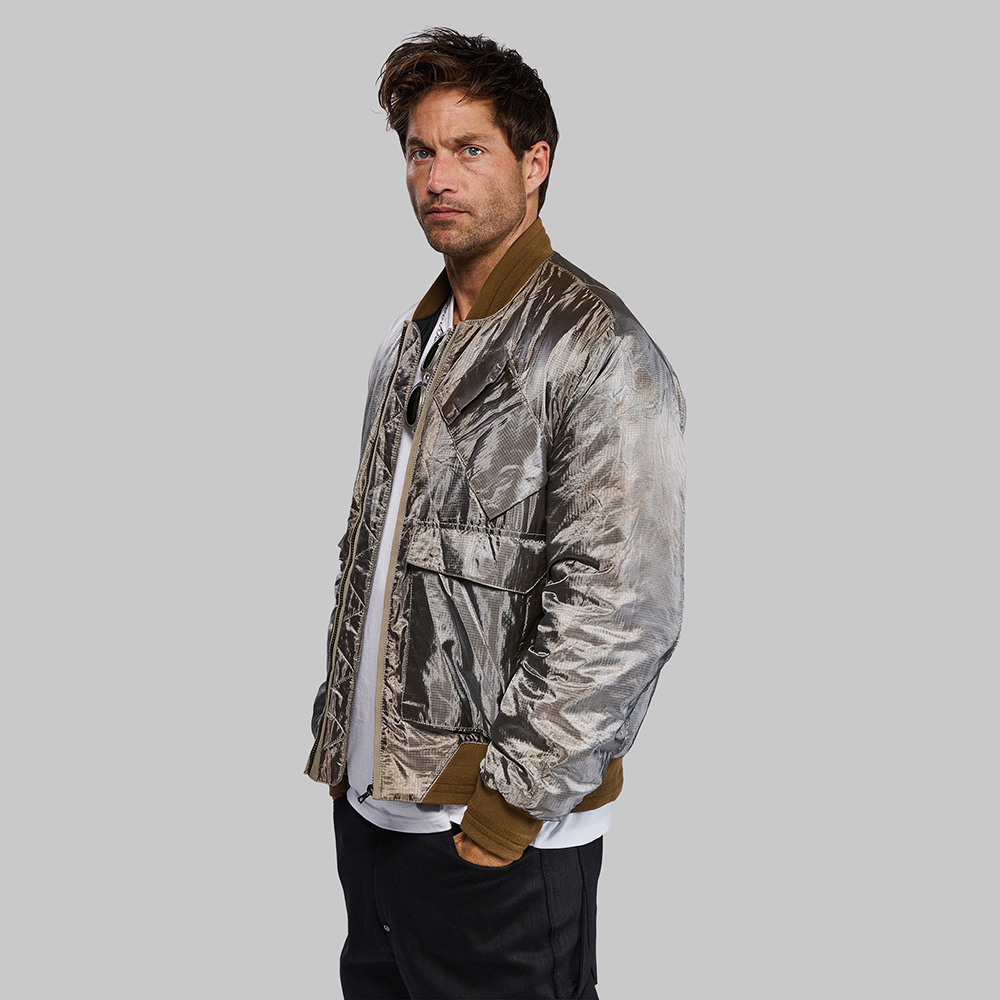 Shielding Bomber | vollebak.com