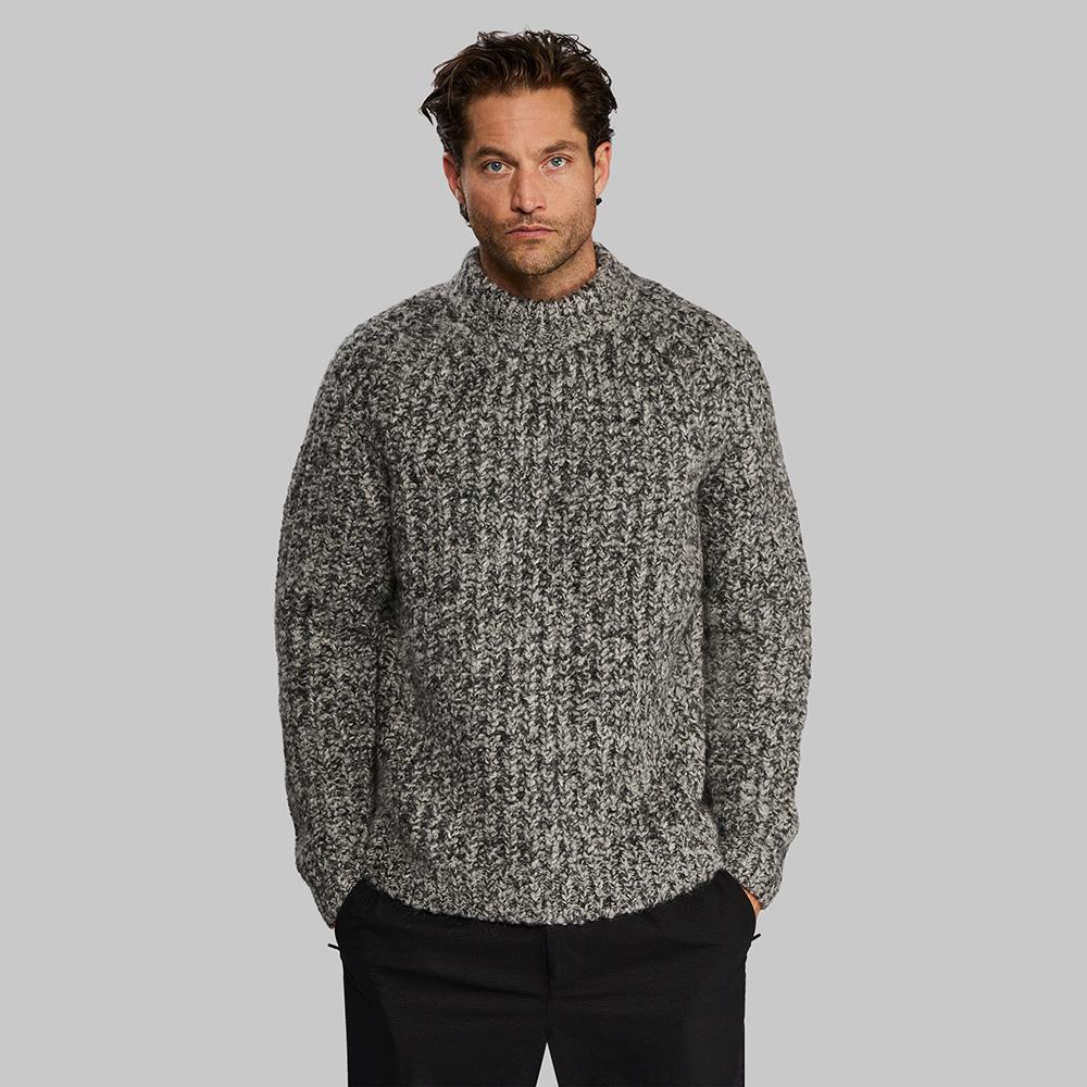 Sub Zero Sweater | vollebak.com
